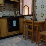 בית כפרי Chuca House Requiás